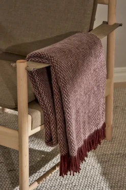 Sale Scandi Living Sandstone wool throw 130x180 cm, Burgundy Red