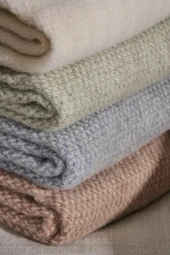 Wool Blankets & Throws^Scandi Living Sandstone wool throw 130x180 cm, Light Grey