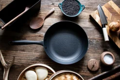 Online Satake frying pan in lightweight cast iron ceramic, 28 cm Black