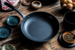 Online Satake frying pan in lightweight cast iron ceramic, 28 cm Black