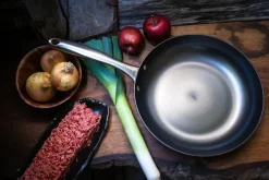 Cast Iron Pans^Satake frying pan nitriding, 28 cm Black
