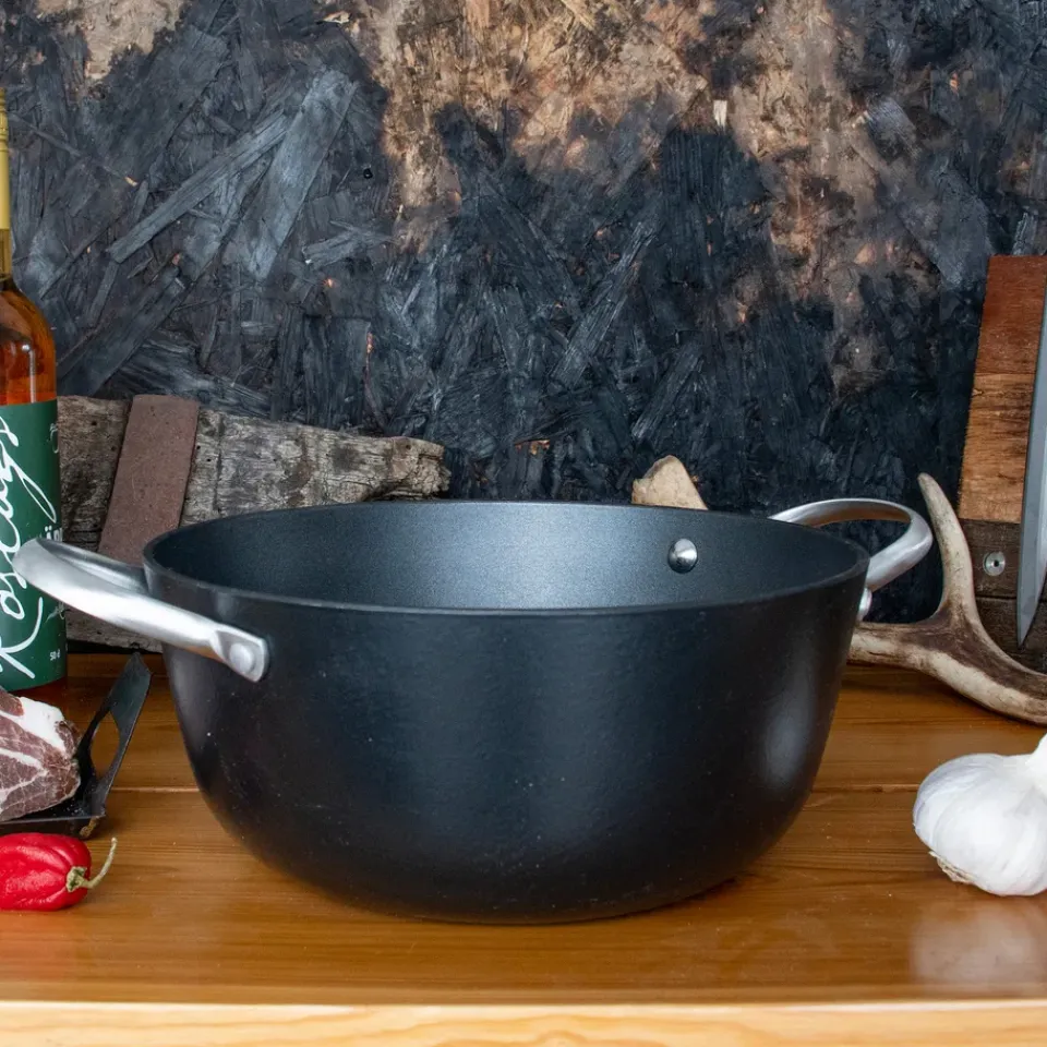 Clearance Satake sauté saucepan with glass lid 2-pieces, 4 L Black