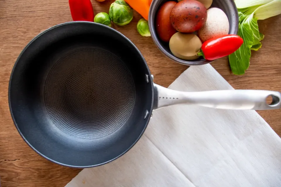 Saucepans^Satake sauté saucepan with glass lid 2-pieces, 2 L Black