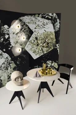 Tom Dixon Screw café table Ø90 cm, White marble-cast iron WhiteBlack