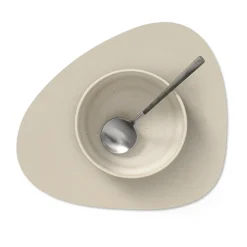 Placemats^LIND DNA Serene placemat curve S 24x28 cm, Cream White