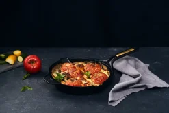 Best Victoria Signature Cast Iron Frying Pan 25 cm, Black