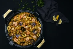 Cast Iron Pans^Victoria Signature Paella Pan Polished Cast Iron 33 cm, Black