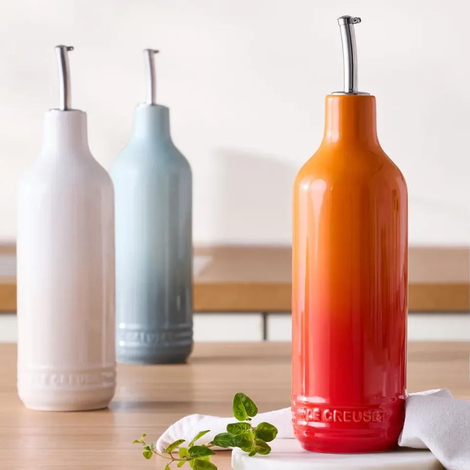 Bottles, Pourers & Drizzlers^Le Creuset Signature stoneware oil bottle 0.6 L, Volcanic Orange