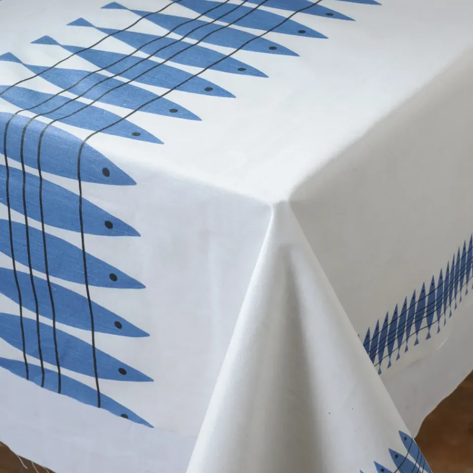 Almedahls Sill oilcloth 145x220 cm, Blue