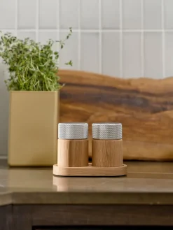 Gejst Sina salt and pepper mill 6 cm, Oak-steel Beige