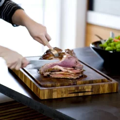 Fritz Hansen Skagerak cutting board teak, 56x35 cm Brown
