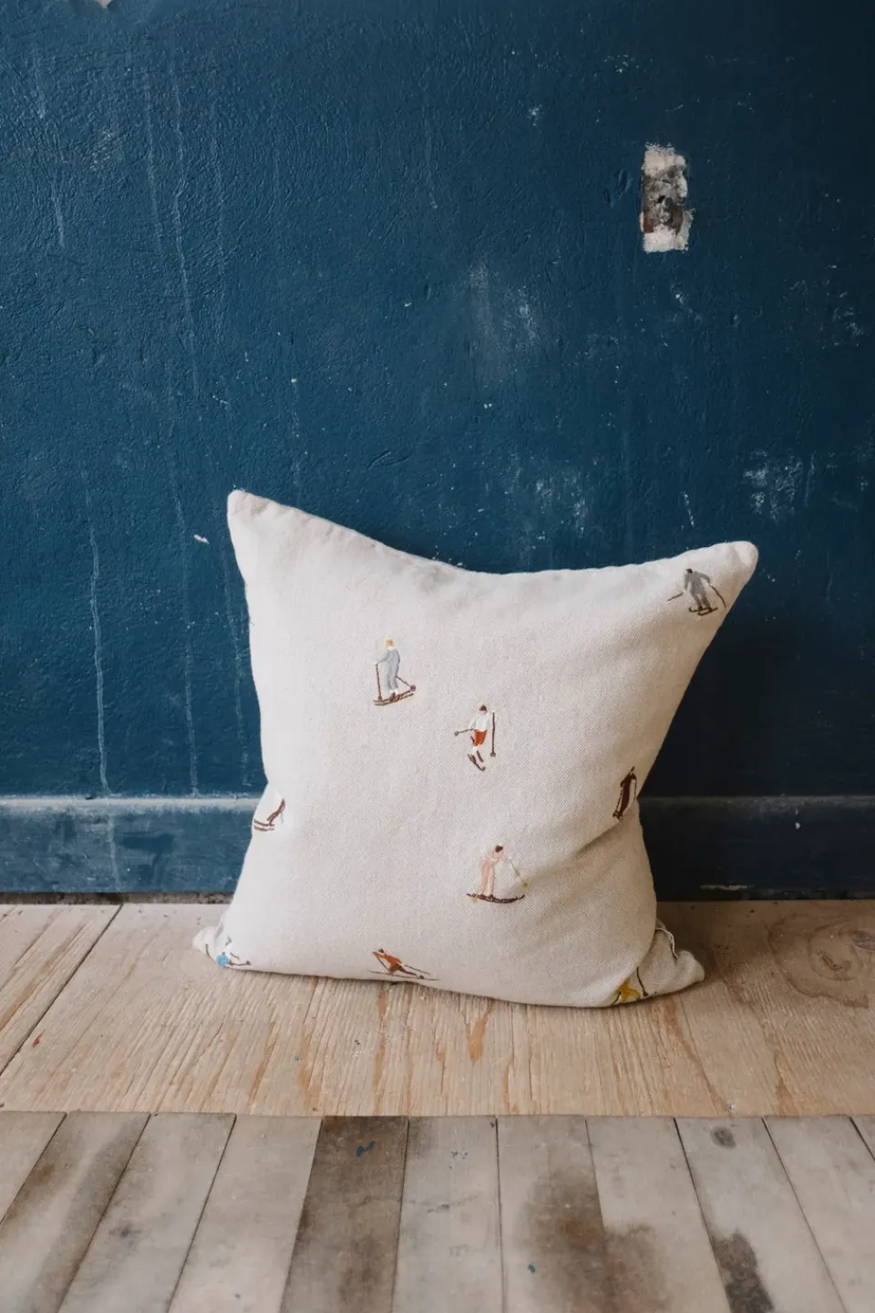 Cushion Covers^Fine Little Day Skiers pillowcase 48x48 cm, Nature Beige