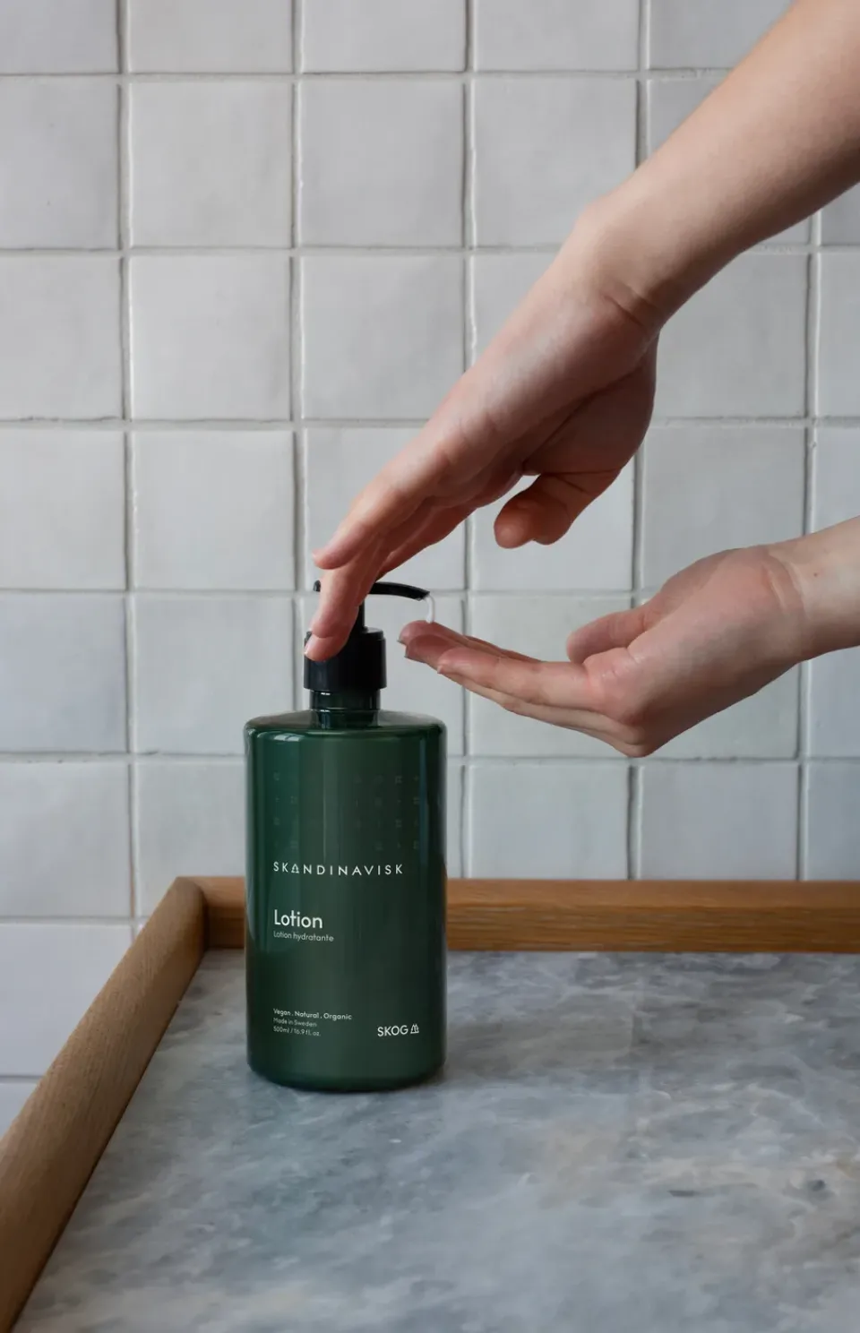 Soaps & Creams^Skandinavisk SKOG hand & body lotion, 500 ml Green