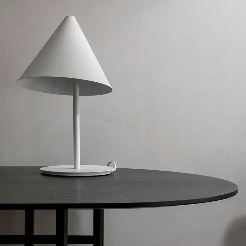 Clearance Audo Copenhagen Snaregade table oval, Black