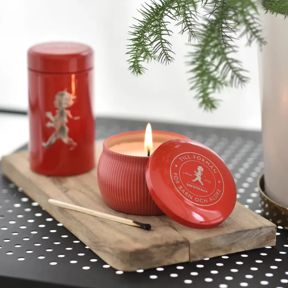Solstickan Design Solstickan scented candle 25 h, -cinnamon & orange Red