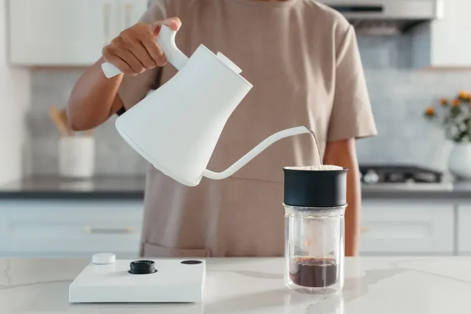 Hot Fellow Stagg EKG Pro electric kettle 0.9 L, Matte White