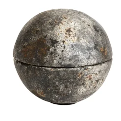 MUUBS Stain Bonbonniere Ash Ø15 cm, Rust-gray Grey