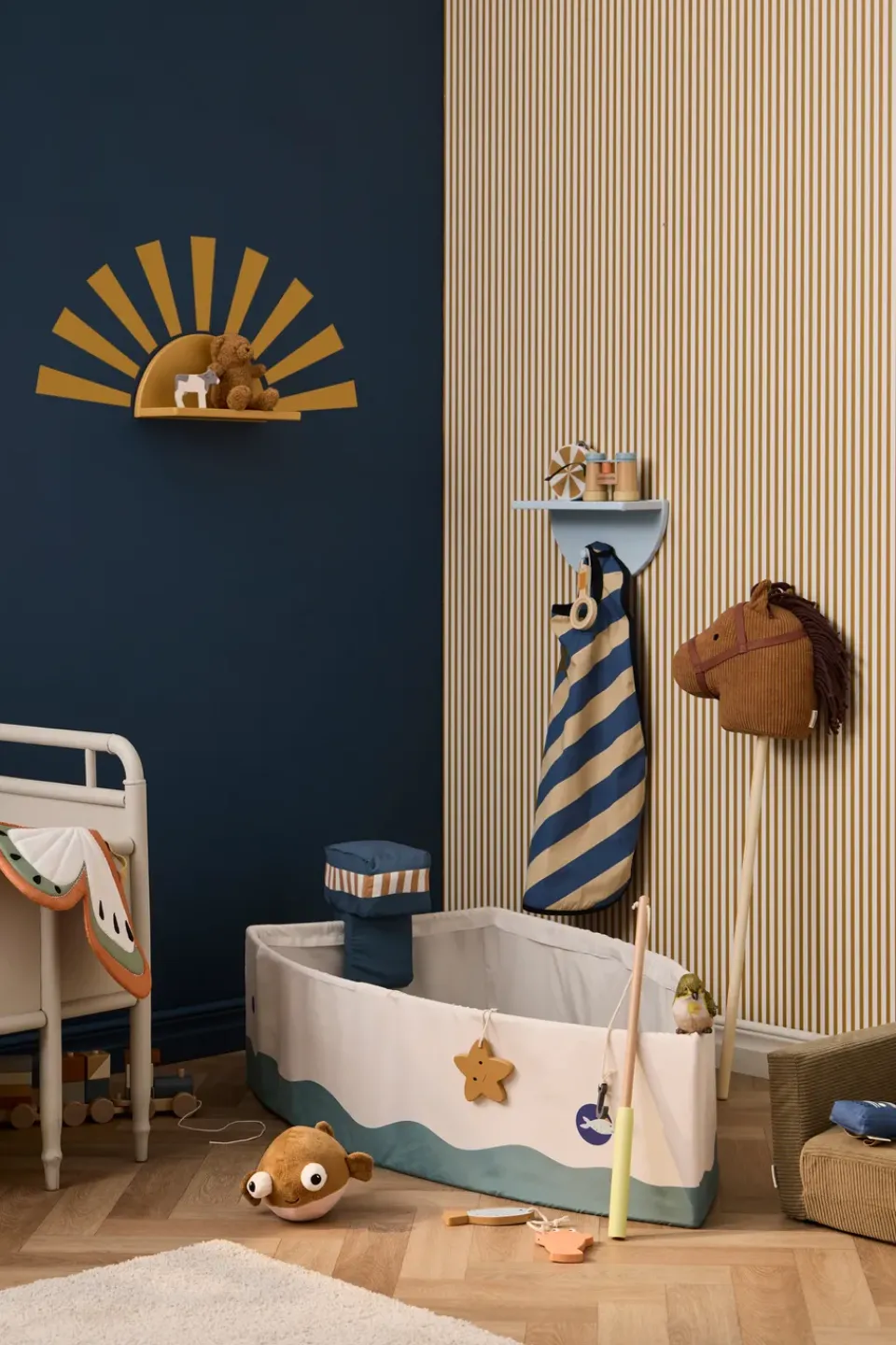 Sale Kid's Concept Star shelf circle incl stickers, Mustard Yellow