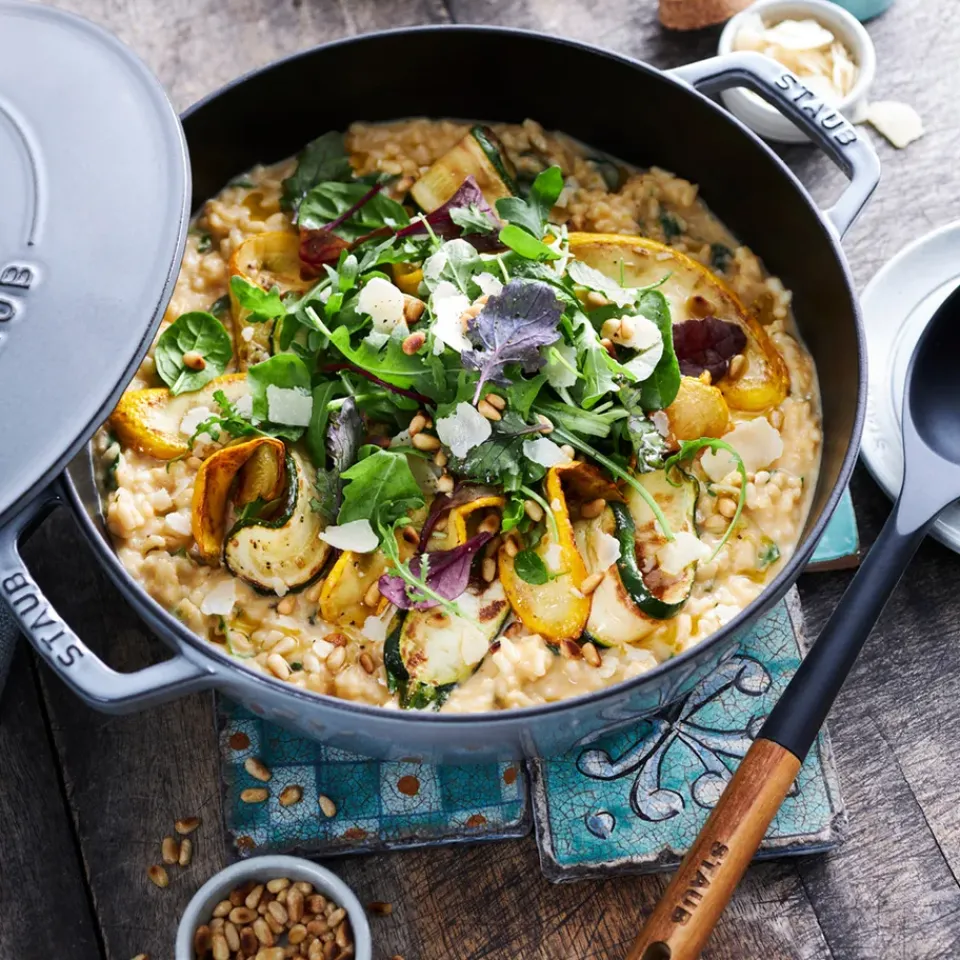 Saucier & Sauté Pans^STAUB Chistera braising pan cast iron Ø28 cm, truffle White