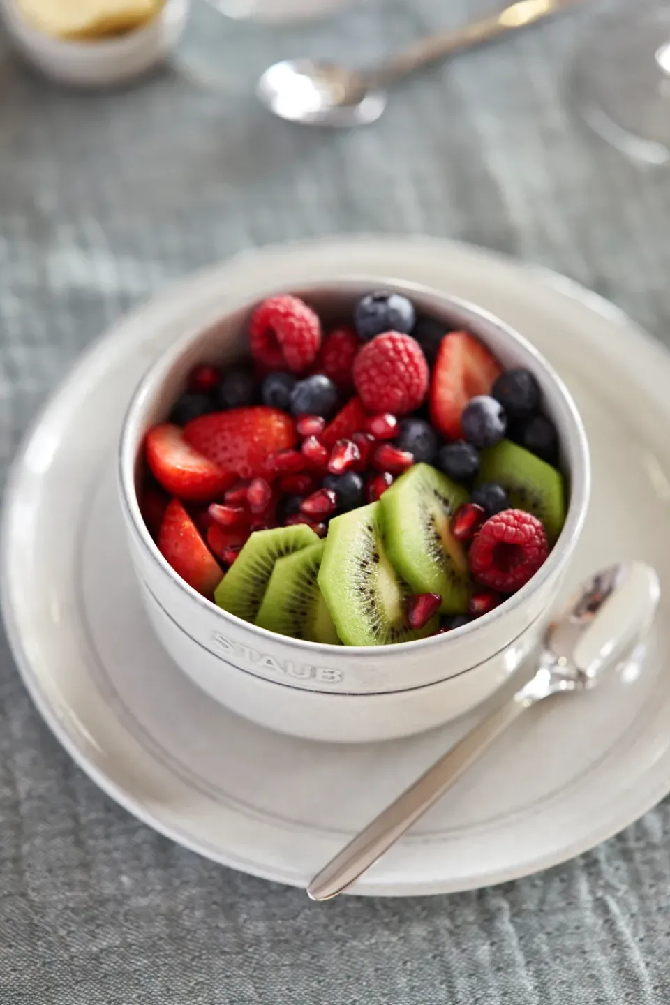 Breakfast Bowls^STAUB New Truffle bowl, 60 cl White
