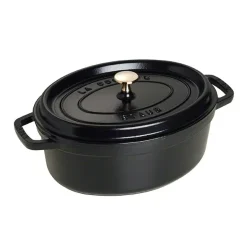 Cast Iron Casserole Pots^STAUB oval casserole dish 4.2 l, Black