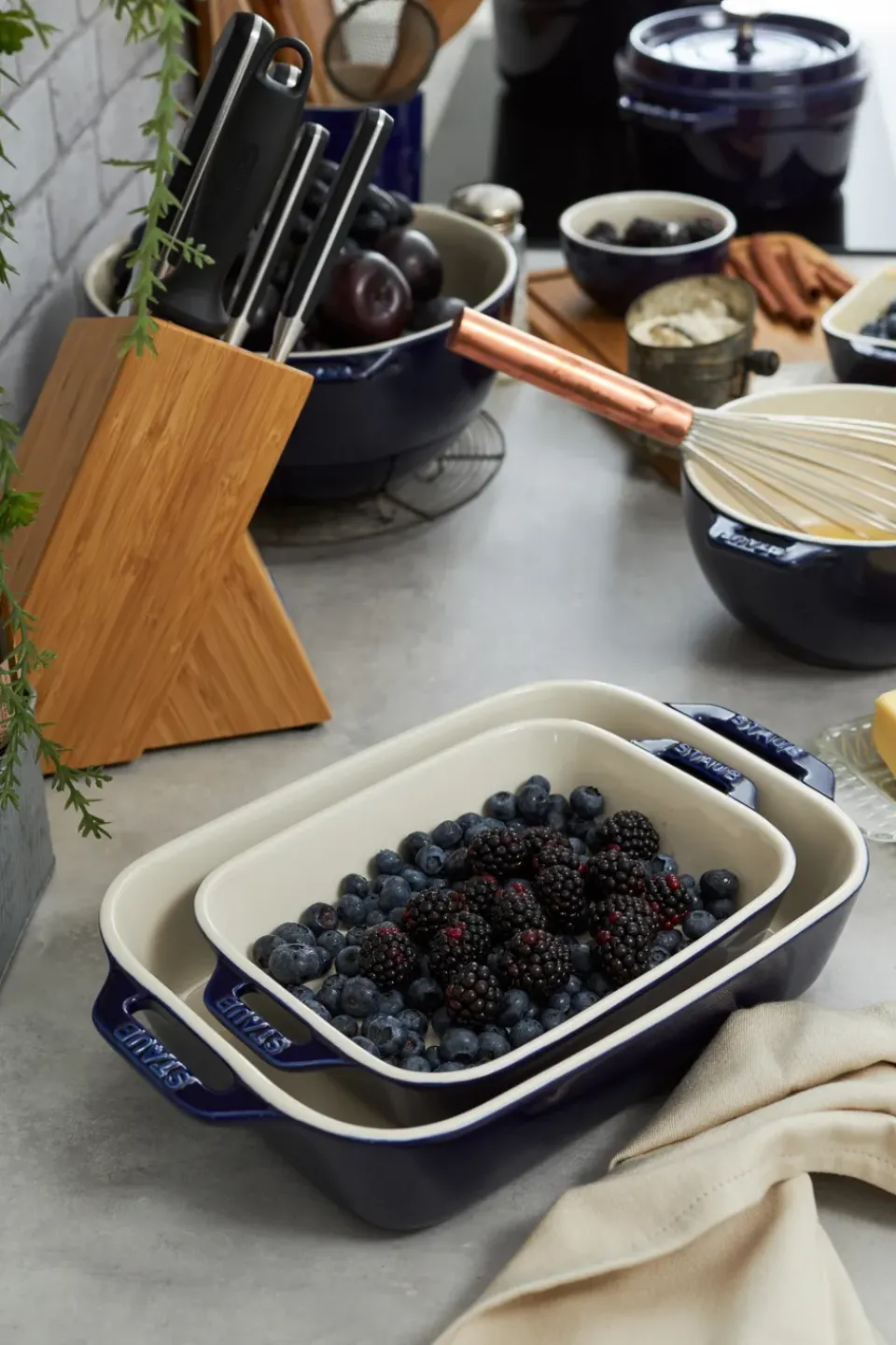 Oven Dishes^STAUB rectangular oven dish 27 x 20 cm, Blue