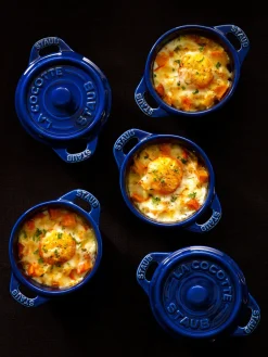 New STAUB round mini casserole dish 0.2 l, Blue