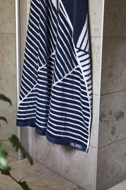 Hot NJRD Stripes bath towel 70x140 cm, Blue