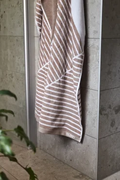 Best NJRD Stripes bath towel 70x140 cm, Beige