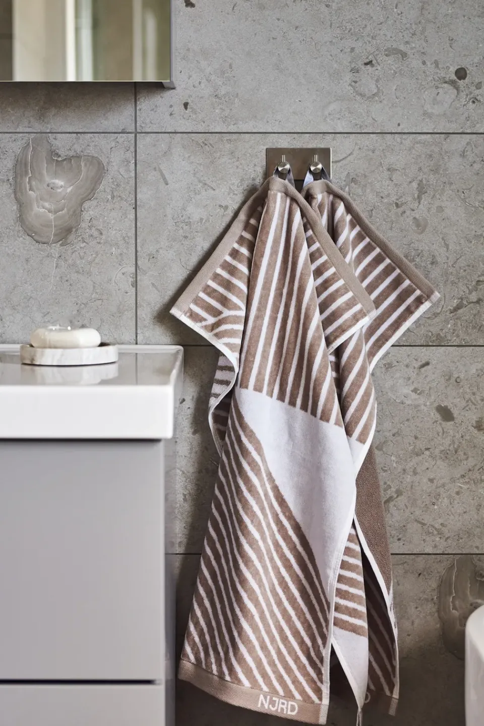 Towels^NJRD Stripes towel 50x70 cm, Beige