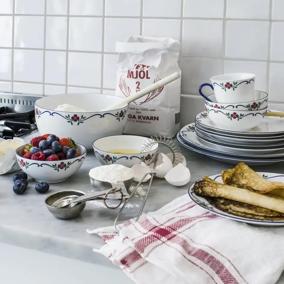 Dinner Plates^Rörstrand Sundborn plate, 27 cm BlueRed
