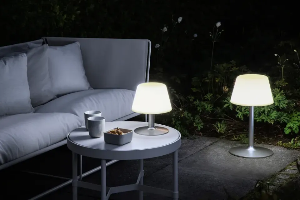 Discount Eva Solo SunLight Lounge solar powered lamp, 24.5 cm White