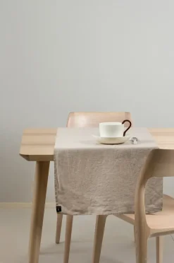 Hot Himla Sunshine table runner, Oatmeal (Natural) Beige