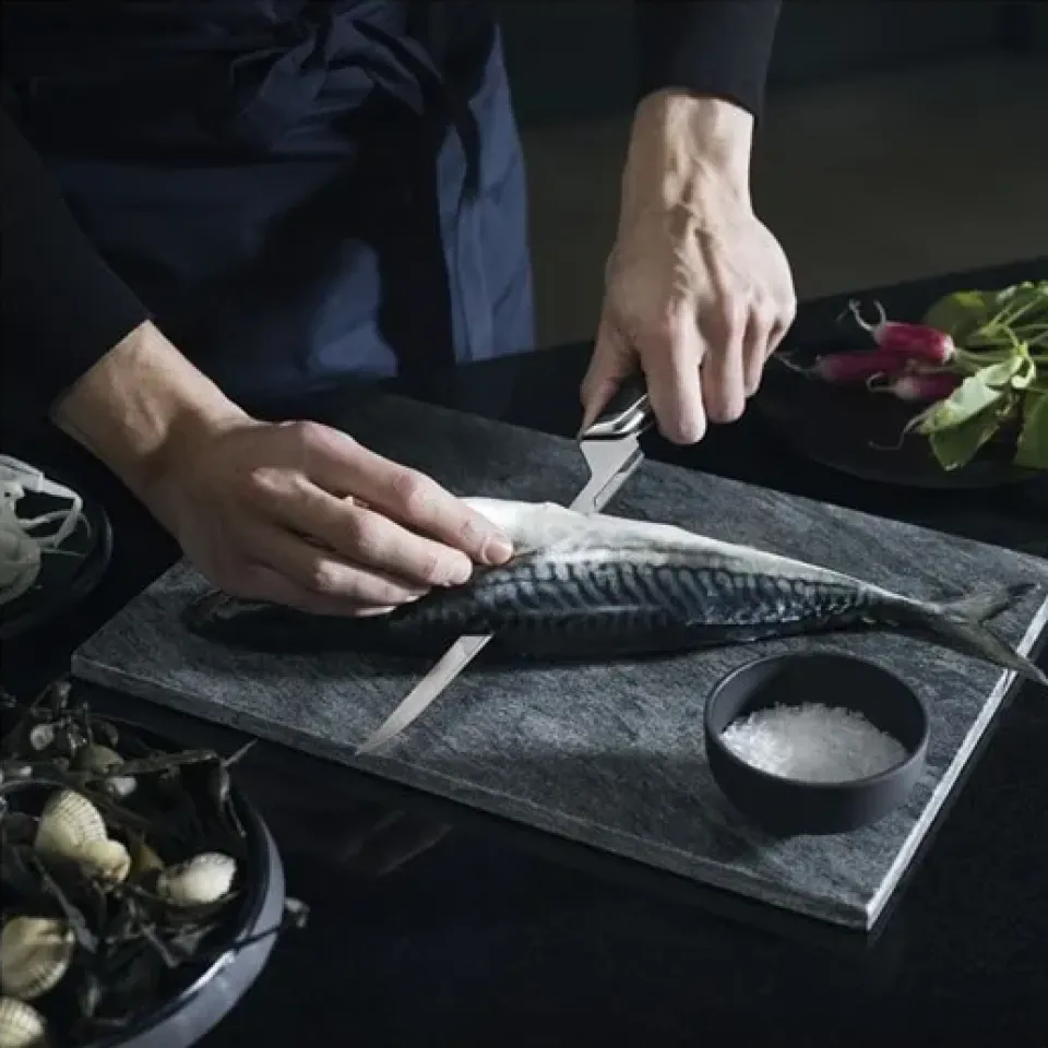 Sale Fiskars Taiten filé knife, 21 cm Silver-colouredBlack