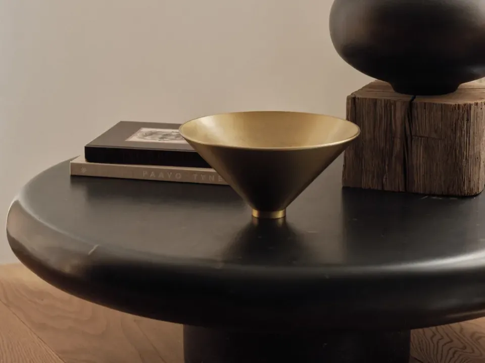 Decorative Bowls^Audo Copenhagen Taper bowl Ø26 cm, Brass Gold-coloured