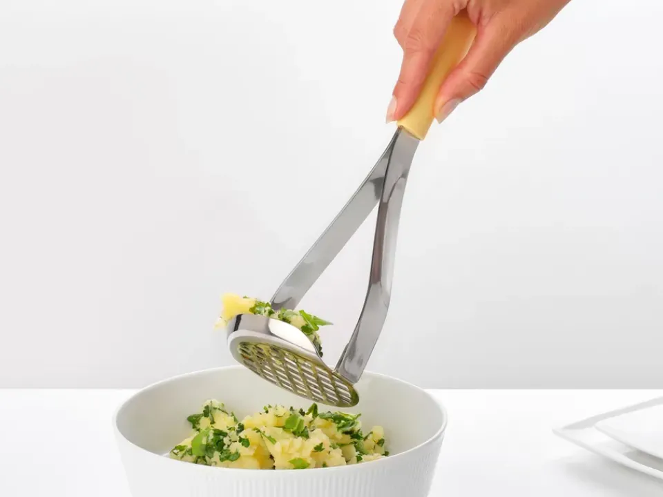 Hot Brabantia TASTY+ potato masher and ladle 2 pieces, Vanilla Yellow