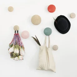 Clothes Hooks & Hangers|Clothes Hooks & Hangers^Muuto The Dots clothes hook oak, Ø13 cm Brown
