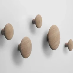 Clothes Hooks & Hangers|Clothes Hooks & Hangers^Muuto The Dots coat hooks, 5-pack, Oak Brown