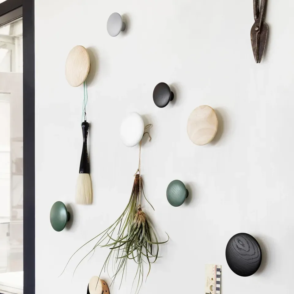 Storage For The Kids Room^Muuto The Dots coat hooks, 5-pack, stained ash Black
