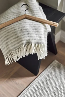 Discount Scandi Living Tidal wool throw 130x180 cm, Light Grey