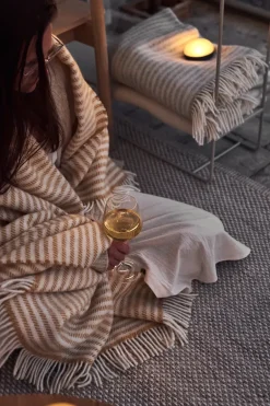 Wool Blankets & Throws^Scandi Living Tidal wool throw 130x180 cm, Mustard Yellow