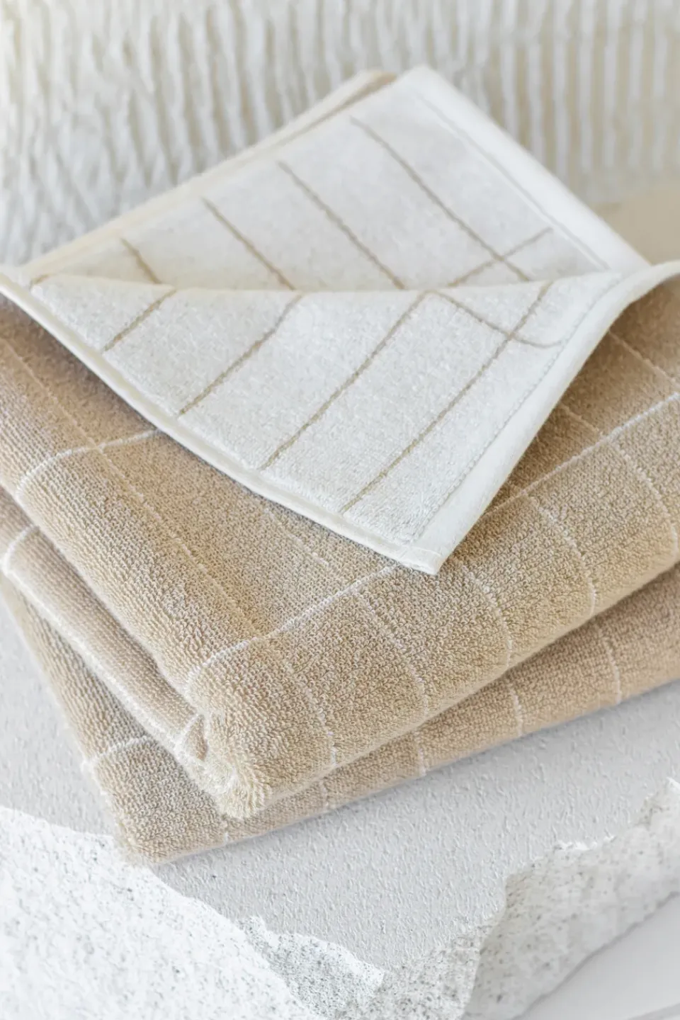 Towels^Mette Ditmer Tile Stone guest towel 38x60 cm 2 pack, Sand-off white WhiteBeige