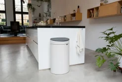 Pedal Bins|Pedal Bins^Brabantia Touch Bin 40 liter, Soft Beige