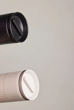 Thermal Flasks & Travel Mugs^Sagaform Tova car mug thermos mug 32 cl, Beige