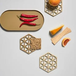 Best Zone Denmark Triangles trivet 14x16 cm, warm sand Beige