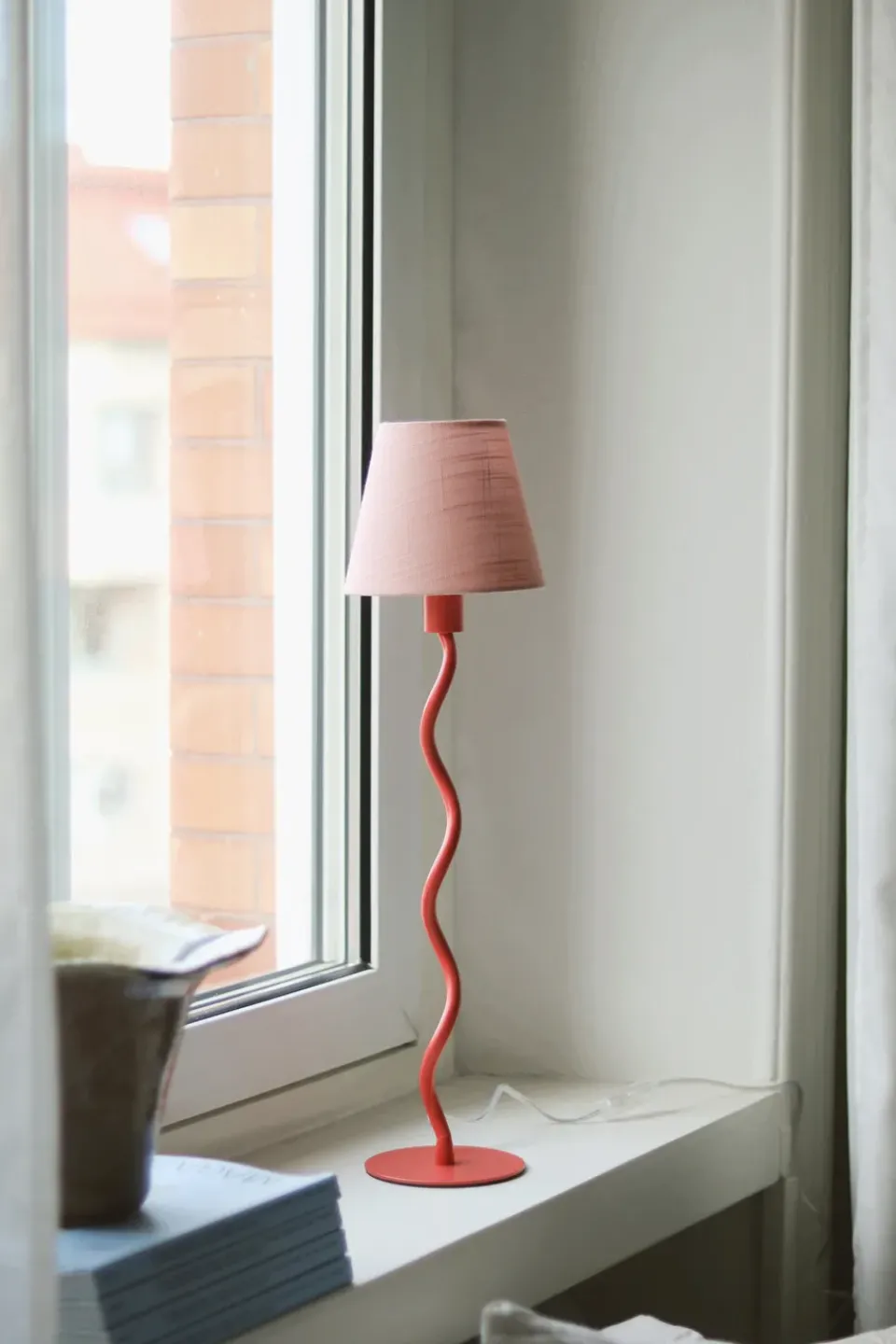 Lamp Bases^Globen Lighting Twist 50 table lamp base, Pink