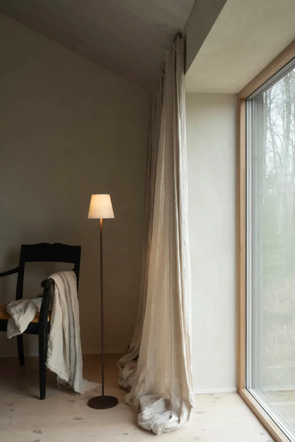 New Watt & Veke Tyra floor lamp portable Ø14 cm, Coffee Brown