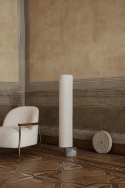Outlet GUBI Unbound floor lamp 120 cm, Canvase-grey marble WhiteGrey