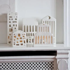 Tea Light Holders, Lanterns & Candle Dishes^Kähler Urbania candleholder, Højhus White