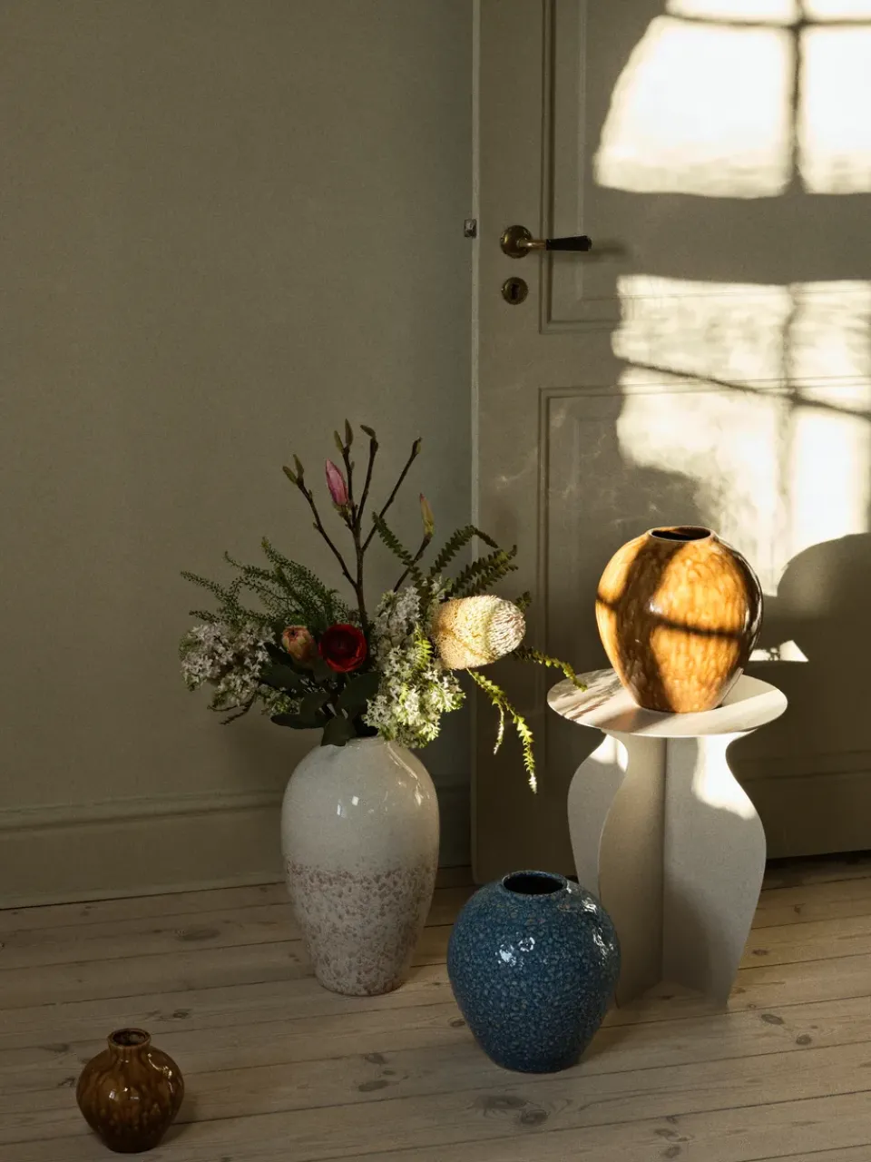 Side Tables^Broste Copenhagen Urna side table Ø35x45 cm, Rainy day Grey